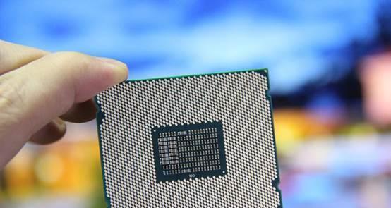 探究IntelCorei3-7100处理器的性能特点（揭秘i3-7100处理器的架构和技术优势）