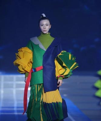 探索第五元素X18的神秘力量（揭开X18的秘密，带你踏上奇幻之旅）
