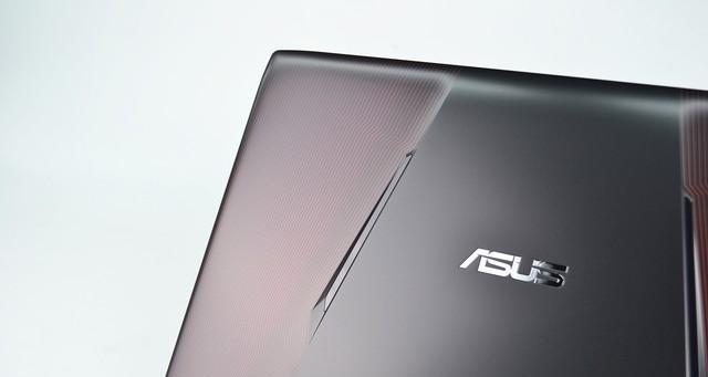 华硕ZX53V7300（高性能处理器、专业级显卡与优秀散热系统的完美结合）