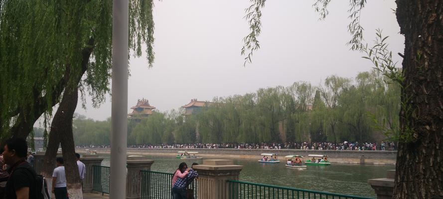 小米4相机的拍照效果如何？（一款实用的手机相机值得期待）
