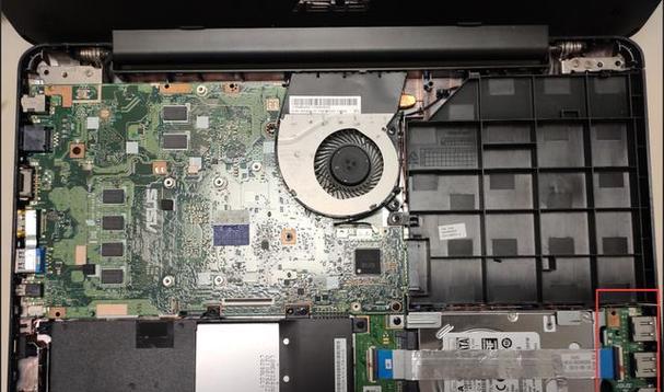 华硕ZX60固态硬盘安装教程（华硕ZX60固态硬盘的安装步骤及操作技巧）
