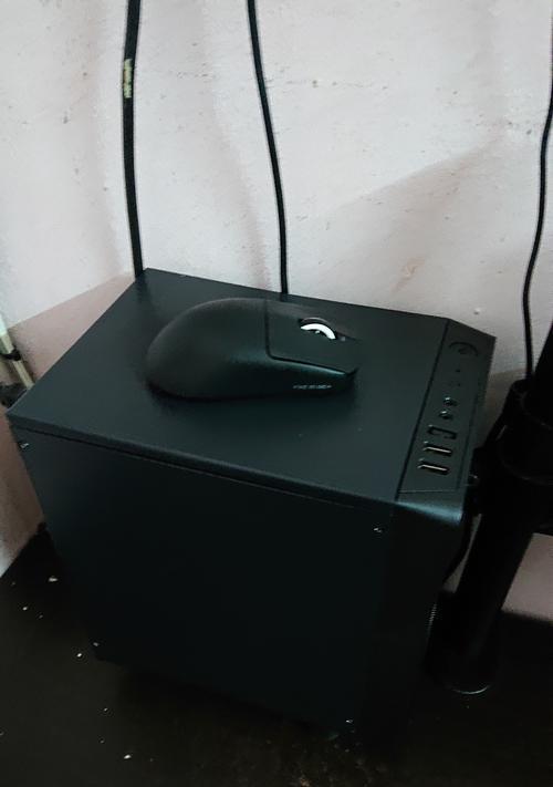 以撒哈拉机箱（前沿科技与时尚融合的完美选择）